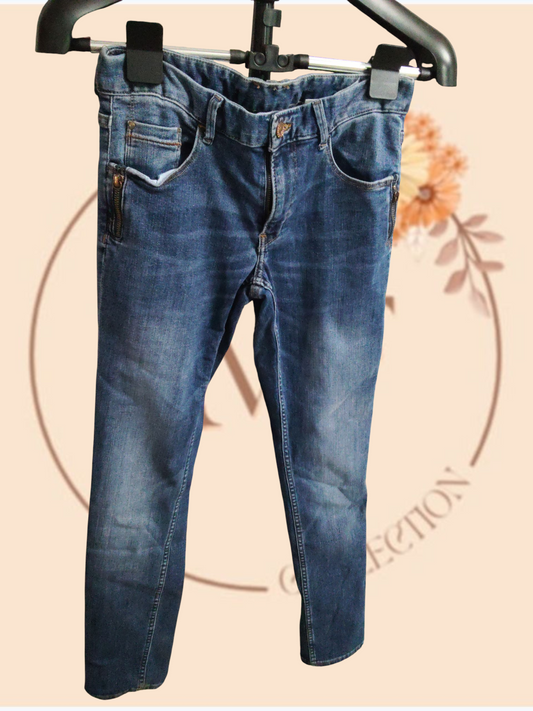 Jean bleu taille 13/14 ans